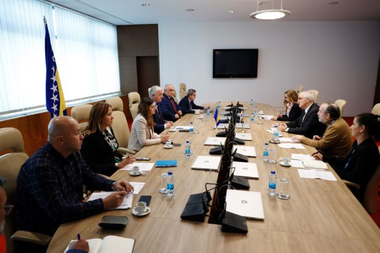 Članovi Komisije za borbu protiv korupcije Predstavničkog doma PSBiH održali sastanak sa šefom Misije OSCE-a u BiH 